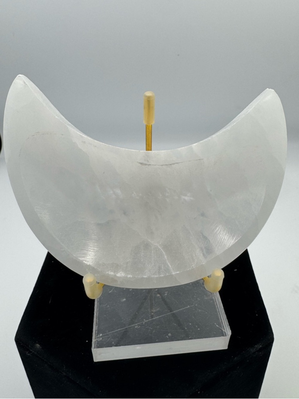 Selenite Crescent Moon Bowl - Picture 3 of 5